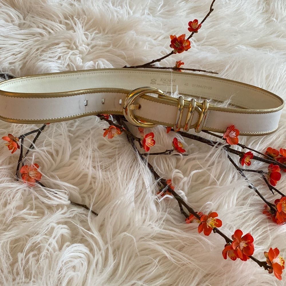 Vintage 💞ESCADA💞leather belt